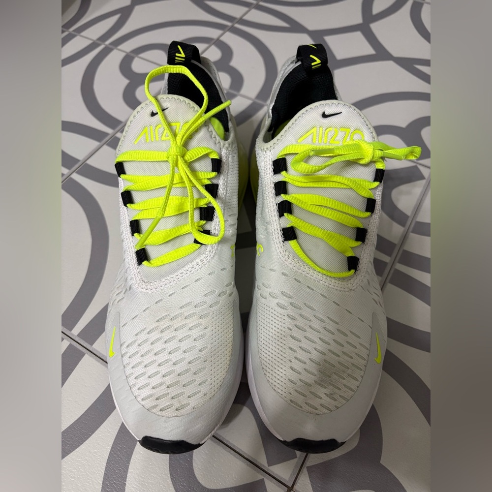 Nike Air270 youth Size 7